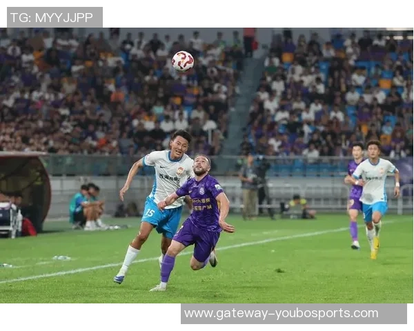 追逐梦想的绿茵场：一场关于友情与坚持的足球微电影